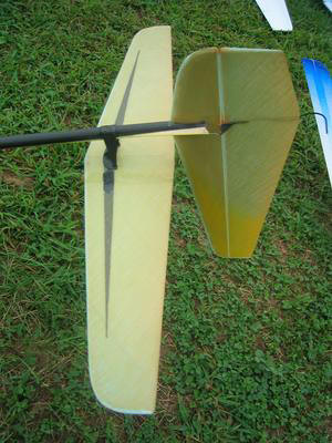 Rudder control horn and pushrod fillet